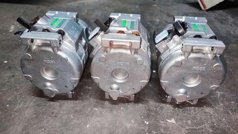 Denso 10s15C Aircon Compressor x 3, bid on lot