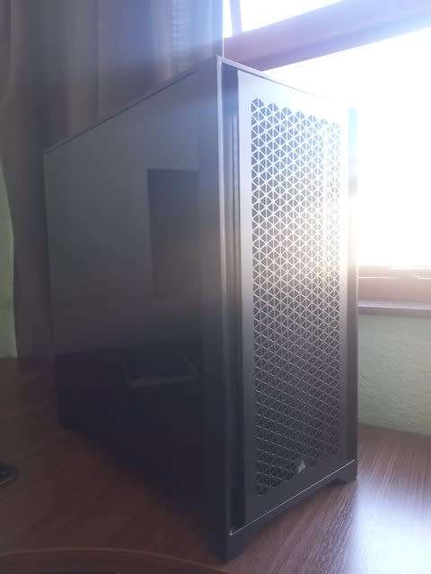 Corsair 4000D Airflow Tempered Glass Black Steel ATX Mid Tower