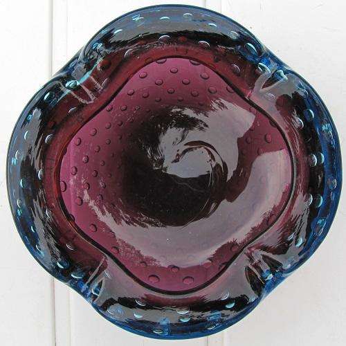 Stunning Aubergene And Blue Controlled Bubble Ashtray - Bought as a rare Whitefriars Ashtray