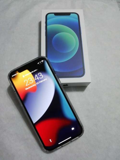 Apple Bundle - MacBook Air, iPhone 12, Apple Watch, Apple AirPods, iPad