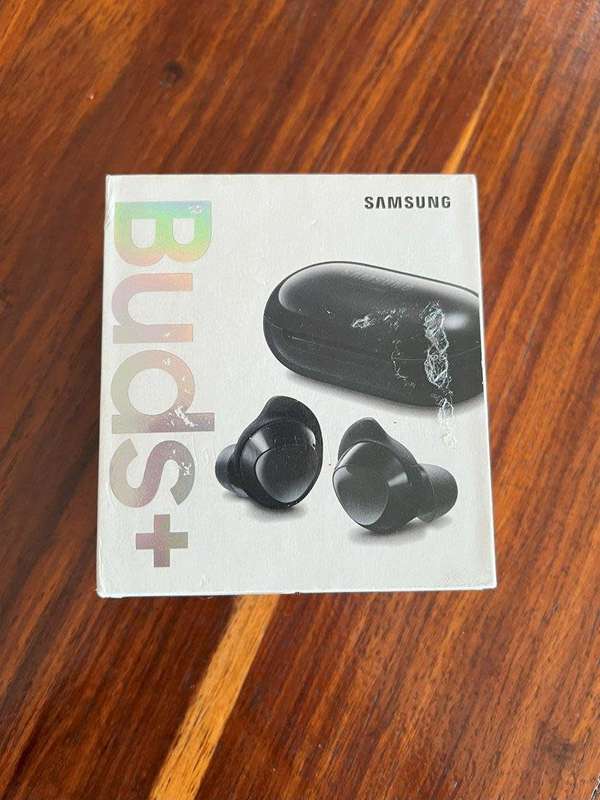 Samsung Bundle (S22 + Watch5 + Buds)