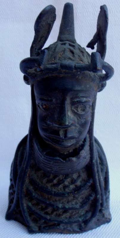 BENIN `LOST-WAX` BRONZE SCULPTURE - FABULOUSLY COLLECTABLE PIECE OF AFRICAN ART!!!