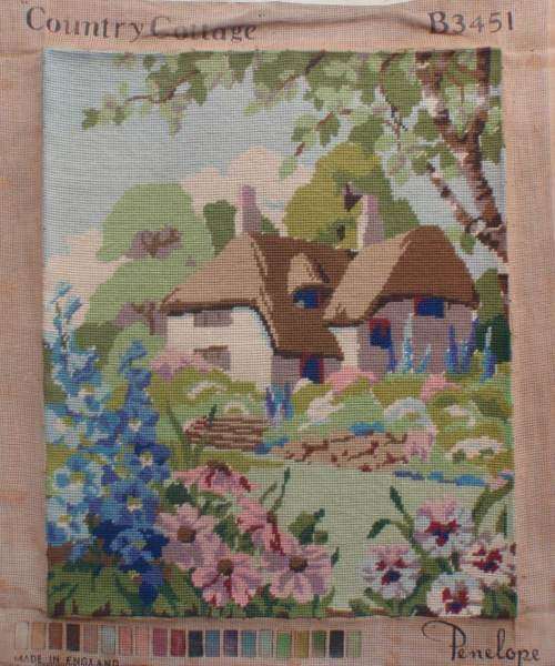 VINTAGE: BEAUTIFUL LARGE TAPESTRY 'COUNTRY COTTAGE' UNFRAMED & CAN BE FOLDED TO POST!