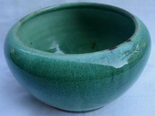 VINTAGE `GLOBE` VASE - GORGEOUS GREENS FOR YOUR COLLECTION