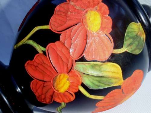 BEAUTIFUL HAND CARVED AND PAINTED URN WITH LID. VERY ARTY & DECORATIVE!