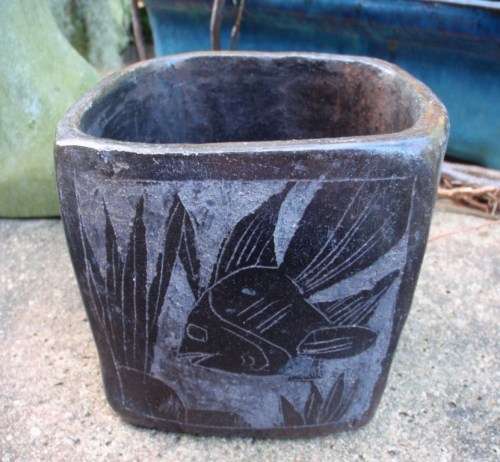INTERESTING, RUSTIC STONEWARE JAR WITH HAND MADE IMAGES OF FISH - INTRIQUING!