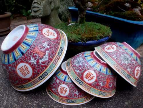 CHINESE - BEAUTIFUL SET OF HANDPAINTED, 1 SERVING BOWL and SPOON,  8 SMALL BOWLS and 6 SPOONS