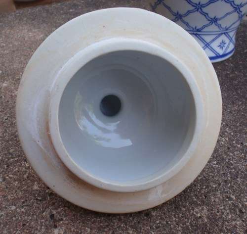 STUNNING LARGE TEMPLE JAR - BLUE and WHITE COLLECTION - GORGEOUS!