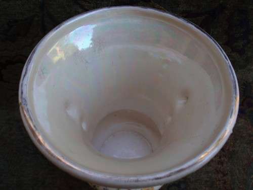 Vintage - gorgeous old rose garden pattern vase. Cottage style decor.