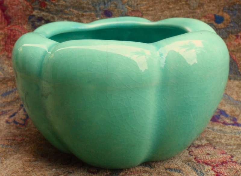 Gorgeous Pumpkin Vase - Fabulous jade-green colour.  Has `6`on base.