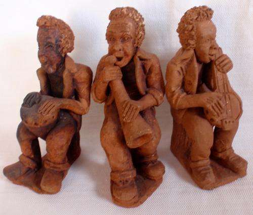 AFRICAN HANDMADE FROM TERRACOTA - TOWNSHIP MUSICIANS - COLLECTABLE!!!