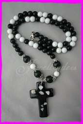 JT - Black & White Lucite Cross On Black & White Beaded Necklace