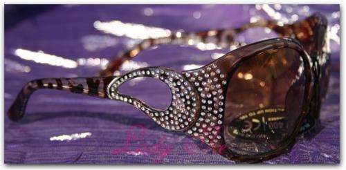 "STUNNING" Brown Diamante FASHION Sunglasses