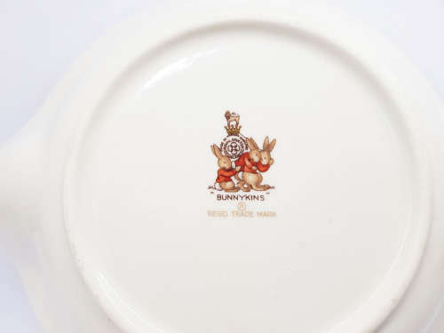 Beautiful Bunnykins Hot Water Porridge Bowl