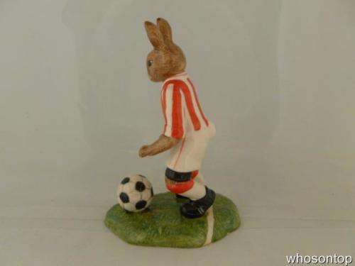 Royal Doulton - He Shoots he Scores Bunnykins #