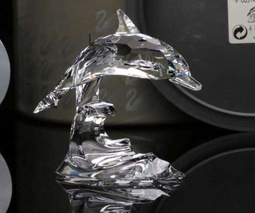 SWAROVSKI CRYSTAL DOLPHIN ON a WAVE RETIRED BOXED #