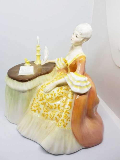Royal Doulton Meditation HN2330