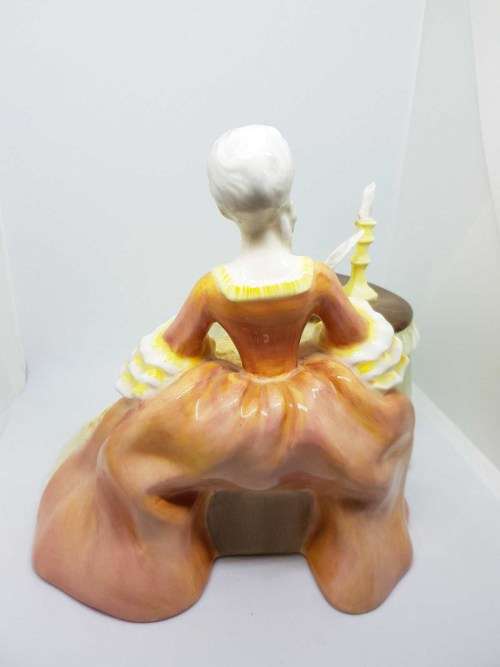 Royal Doulton Meditation HN2330