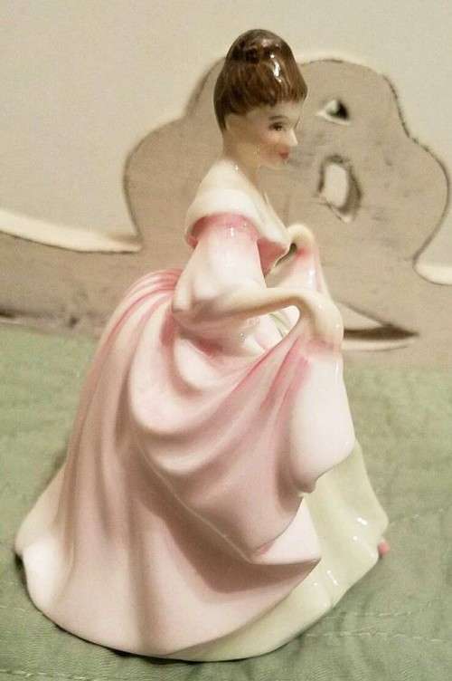 Royal Doulton Sara HN3219