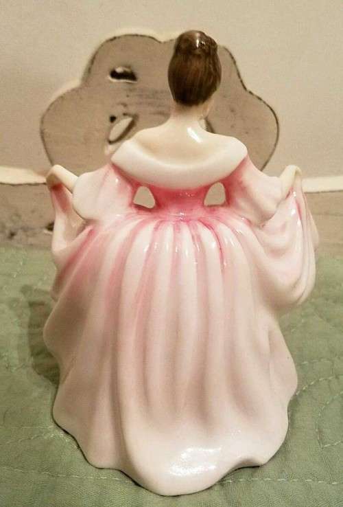 Royal Doulton Sara HN3219