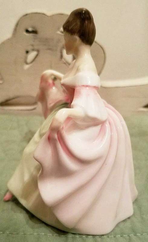 Royal Doulton Sara HN3219