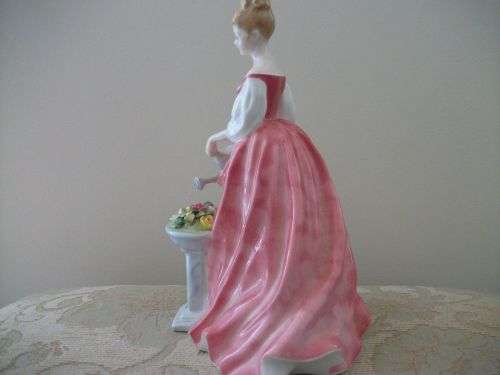 ROYAL DOULTON FIGURINE - HN3292 - ALEXANDRA