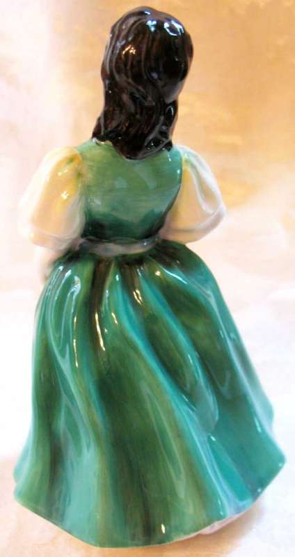 Royal Doulton Figurine "Francine" HN 2422