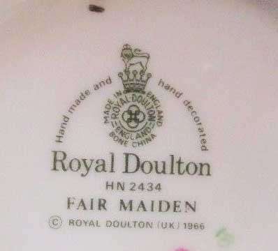 Royal Doulton Figurine Autumn Fair Maiden HN 2434