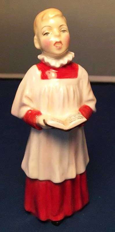 ROYAL DOULTON Choir Boy HN2141