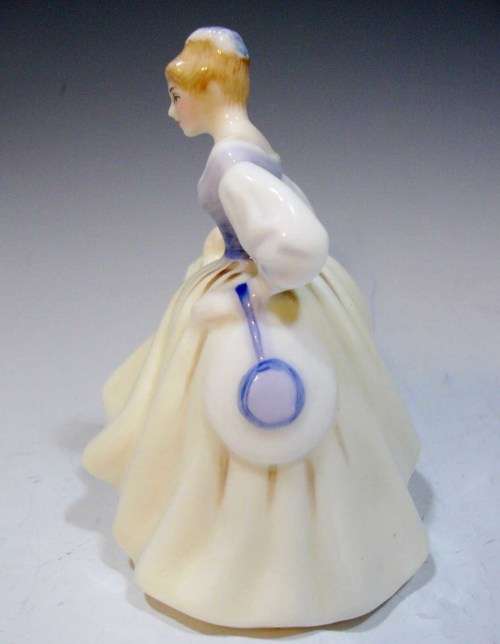 Royal Doulton Porcelain Figurine HN 3216 Fair Lady England