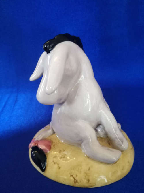 Winnie the Pooh by Royal Doulton - Disney " Eeyores Tail " *