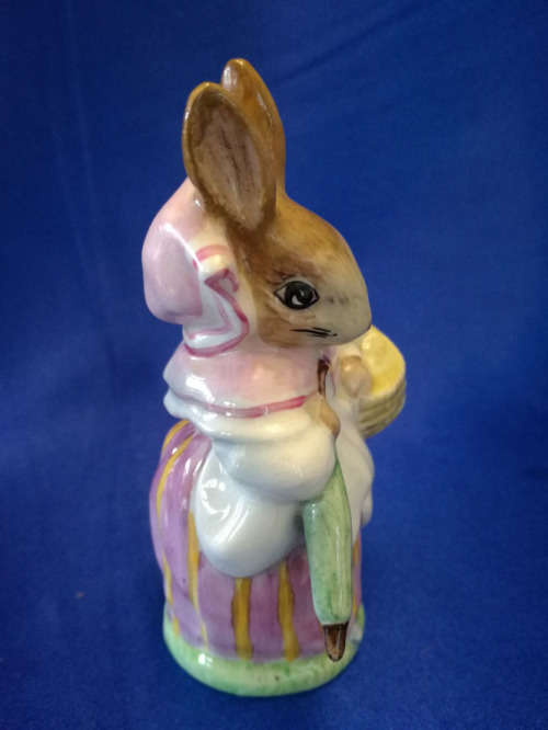 BESWICK BEATRIX POTTER MRS RABBIT BP2a GOLD BACKSTAMP