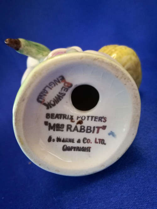 BESWICK BEATRIX POTTER MRS RABBIT BP2a GOLD BACKSTAMP