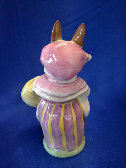 BESWICK BEATRIX POTTER MRS RABBIT BP2a GOLD BACKSTAMP #