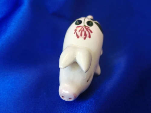 Plichta London pottery Miniature pig thistle Wemyss