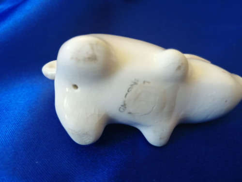 Plichta London pottery Miniature pig thistle Wemyss