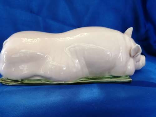 Vintage Large Chubby Sleeping Pig Piggy Piglet