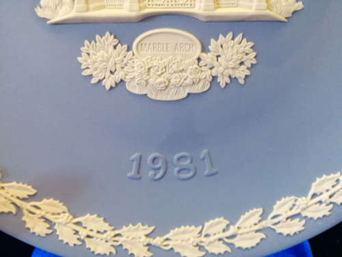 Vintage Wedgwood Jasper Blue Christmas 1981 Marble Arch  #