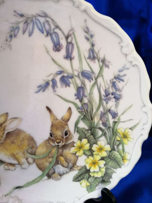 Royal Albert Bone China  The Country Walk Collections Plate  Rabbits Spring Capers *