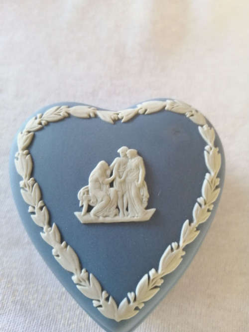 Vintage Wedgwood Blue Heart Trinket Box  #