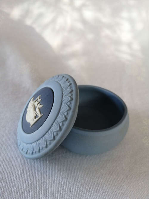 Vintage Wedgwood Jasper Blue Pill Pot  #