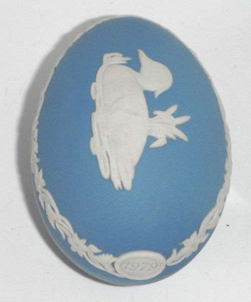 Wedgwood 1979 MALLARD DUCK BLUE JASPER WARE EGG Shaped Trinket Box  #