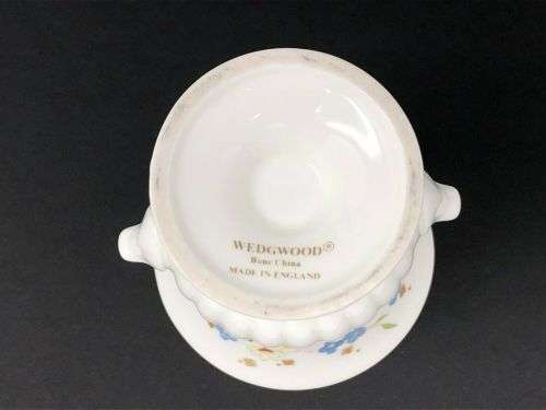 Wedgwood Meadow Sweet Small Urn Vase, Floral Design  #
