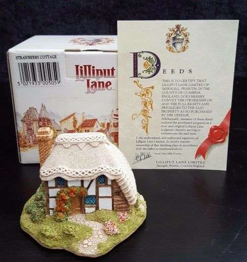 Miniature House - Lilliput Lane STRAWBERRY COTTAGE ENGLISH COLLECTION SOUTH EAST #
