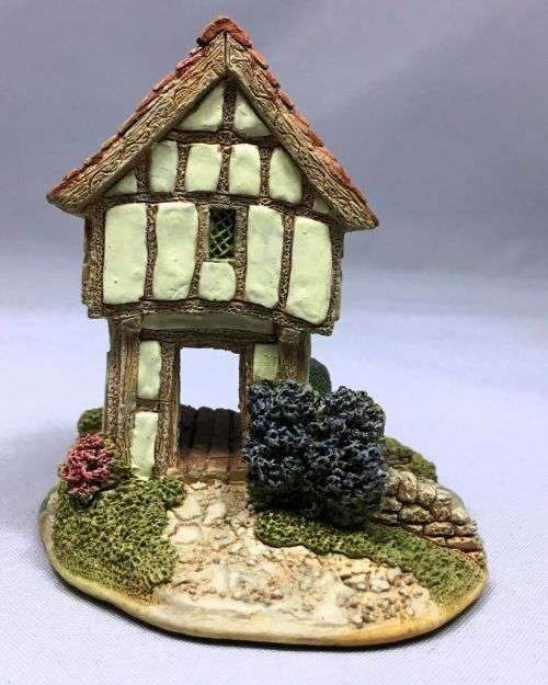 Miniature House - Lilliput Lane  Hampton Moat L2057 #