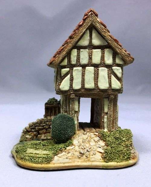 Miniature House - Lilliput Lane  Hampton Moat L2057 #