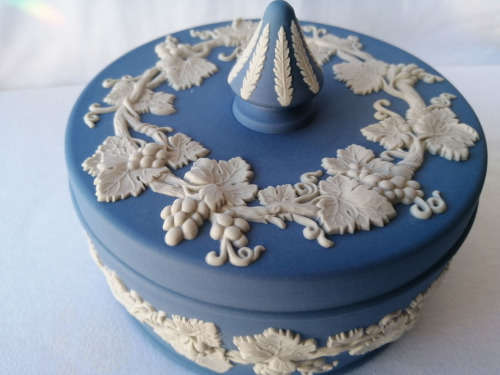Vintage Wedgwood Blue Jasperware Powder Pot Stunning *