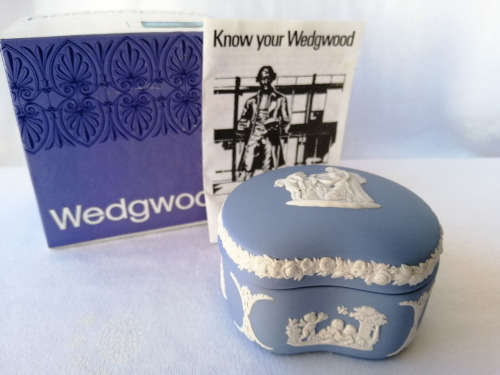 Vintage Wedgwood Blue Jasper ware Kidney Trinket Box Stunning  #