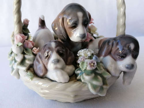 Lladro # 1441 Basket of Puppies Retired