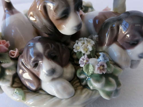 Lladro # 1441 Basket of Puppies Retired